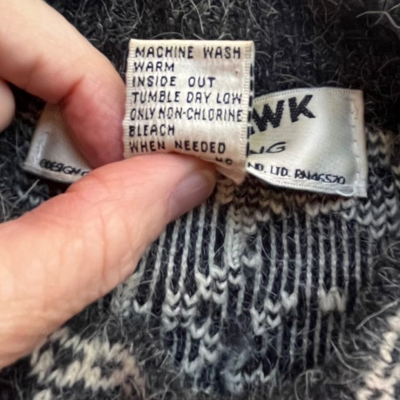 Vintage Kitty Hawk Vivian Lang Sweater Womens Medium 3D Floral Embroidered Knit - Picture 9 of 12